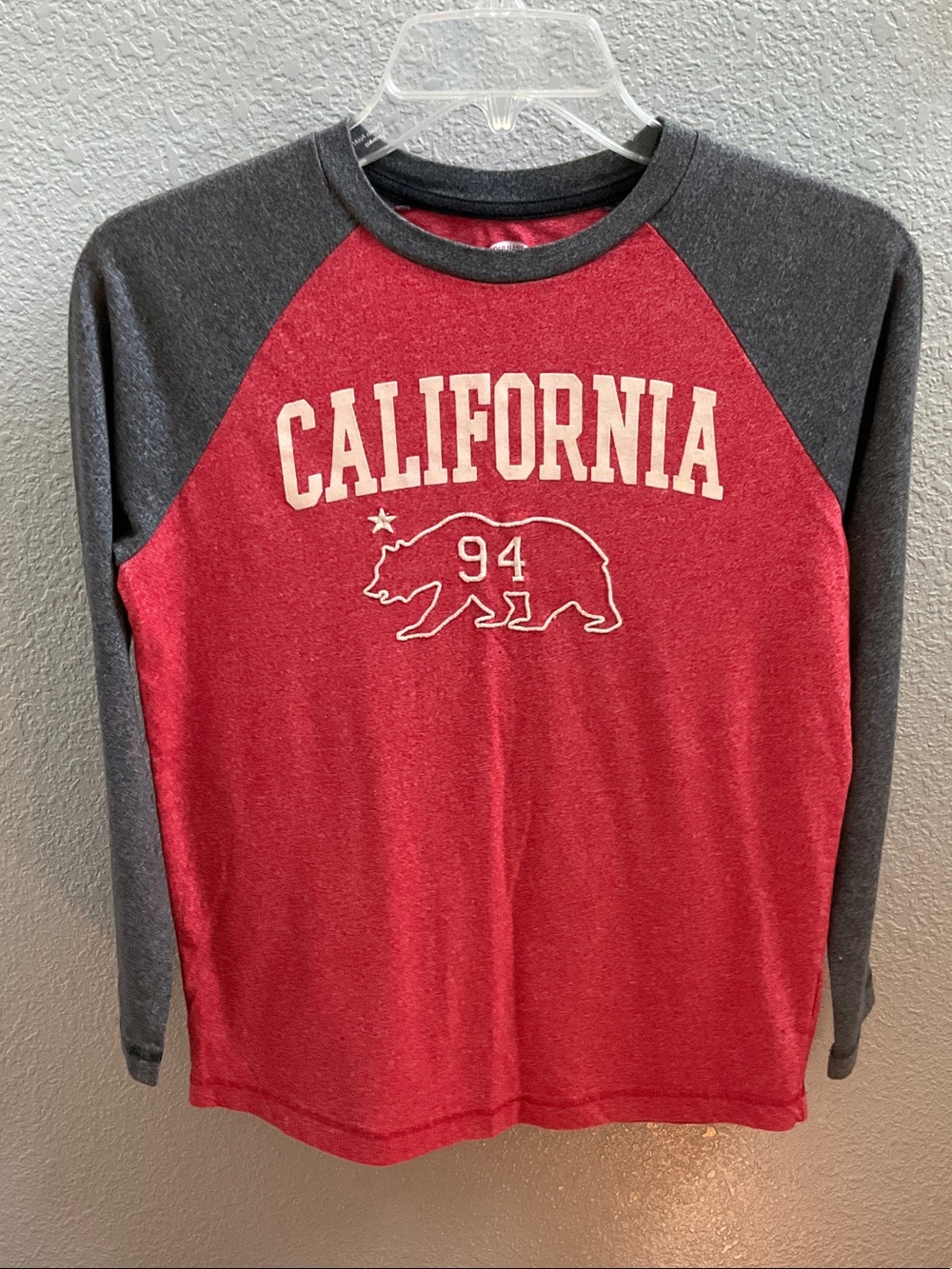 Old Navy Kids Raglan Long-Sleeve Shirt - Red & Charcoal